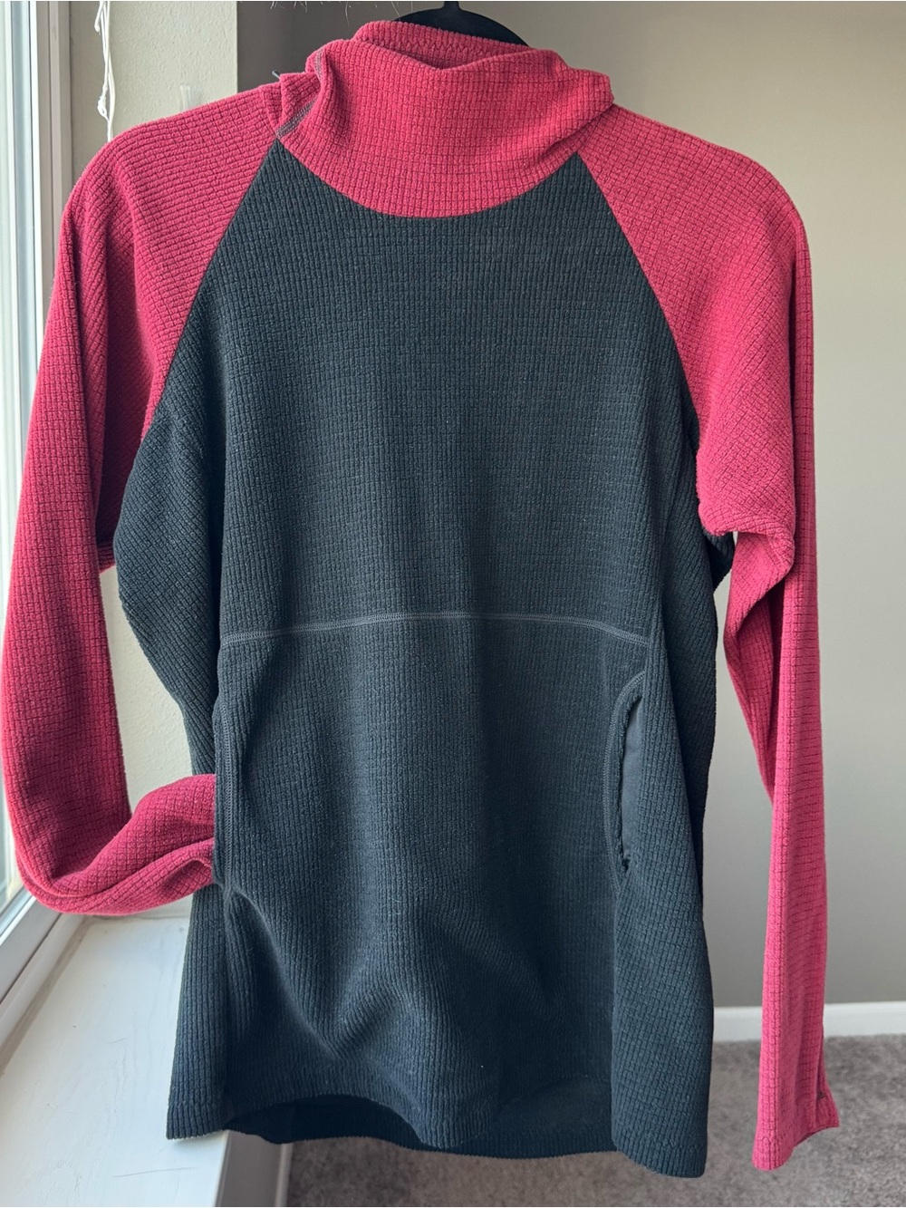Melanzana Womans pullover -M